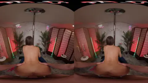 Dirty Deals – Gear VR Massage Parlor Jerking Off Scene