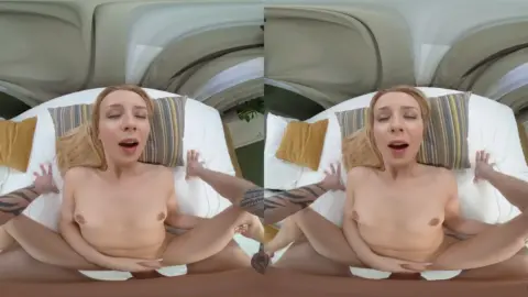 Finally Alone Together – Alecia Fox Smartphone Vr
