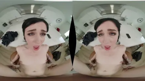 Fixing A Hole – Smartphone VR