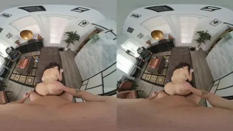 Savanah Storm – Electrician Girl Gear VR Blowjob and Riding