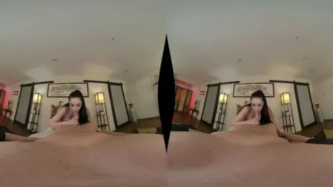 Whos The Voss – Violet Voss VR Masturbation