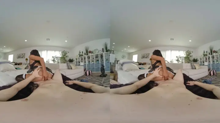 Dancing Latin Housekeeper – Gear VR
