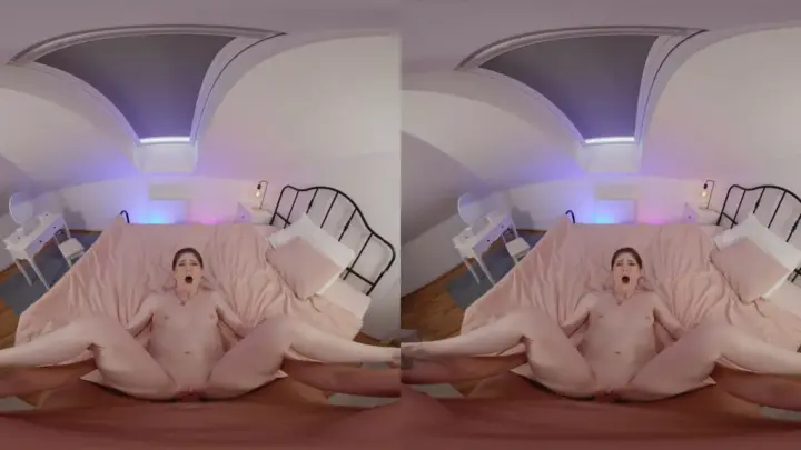 Girl with a Pearl Hot Pearl Gear Vr