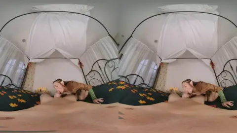 The Hobbit Tauriel A XXX Parody Smartphone Vr