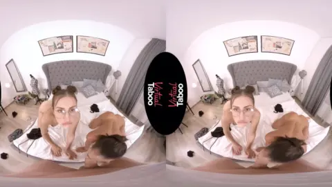 Spoiling My Nerdy Sis – Gear VR 60 Fps