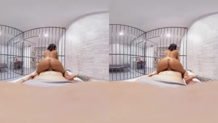 Bad Cop, Good Cop – Oculus
